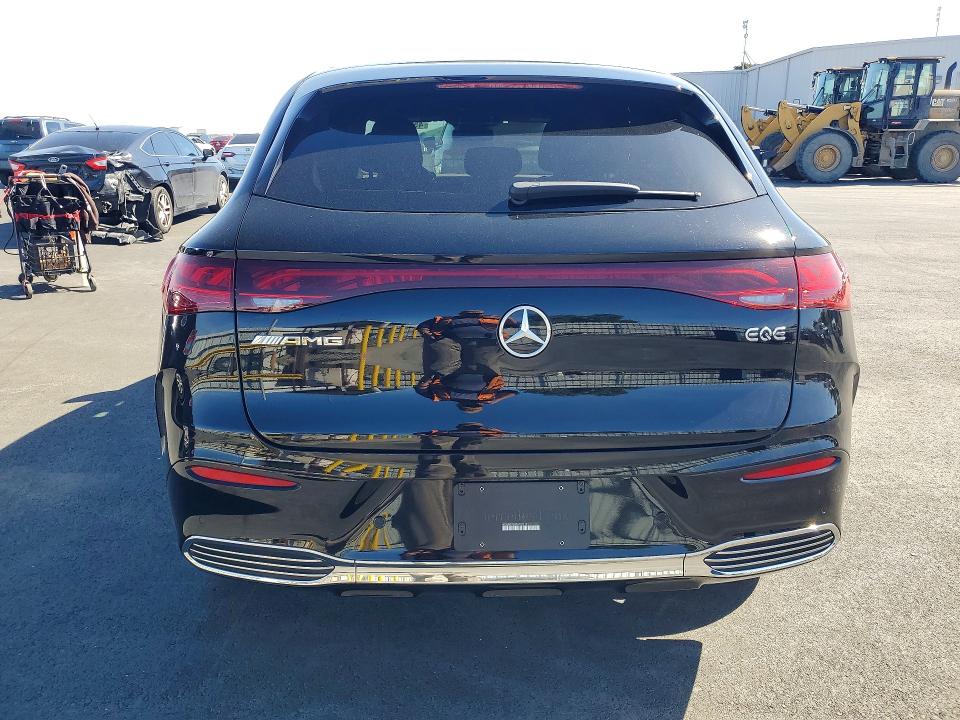 2024 Mercedes-benz Eqe Suv მანქანა იყიდება აუქციონზე, vin: 4JGGM5DB7RA002410, აუქციონის ნომერი: 45672816