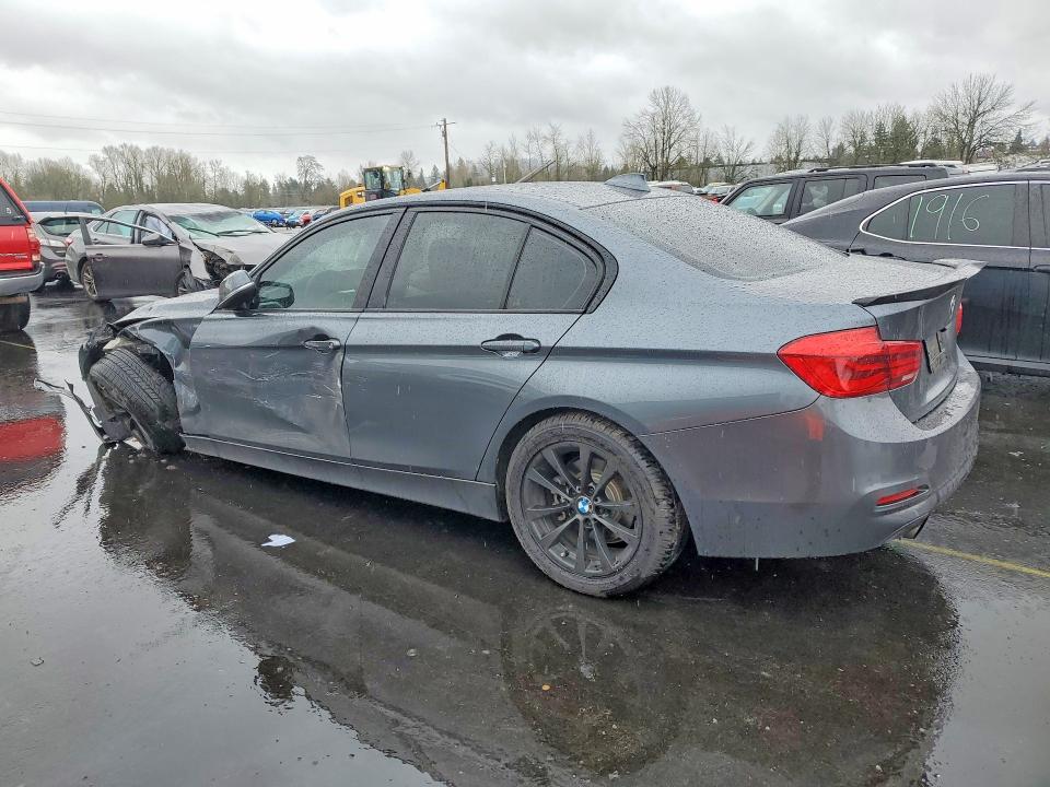 Продажа на аукционе авто 2016 Bmw 320, vin: WBA8A9C57GK615782, номер лота: 45551876