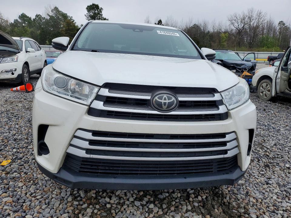 2018 Toyota Highlander მანქანა იყიდება აუქციონზე, vin: 5TDZZRFH6JS245866, აუქციონის ნომერი: 41846546