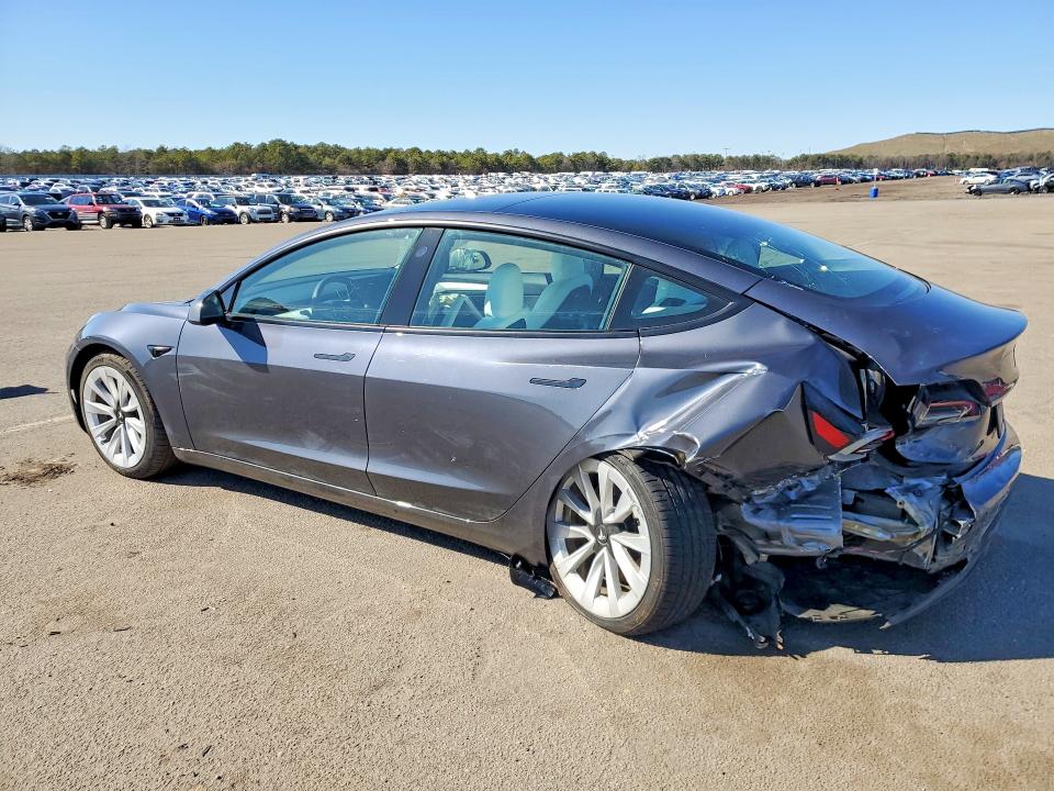 Продажа на аукционе авто 2023 Tesla Model 3, vin: 5YJ3E1EAXPF641027, номер лота: 46448946