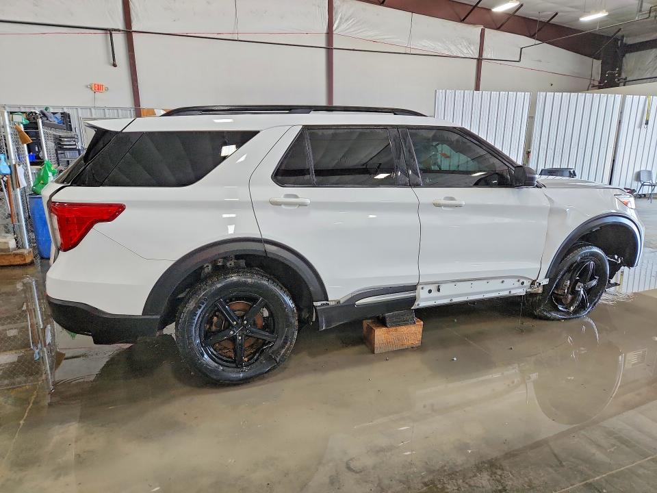 Продажа на аукционе авто 2020 Ford Explorer, vin: 1FMSK8DH8LGC78105, номер лота: 45464686