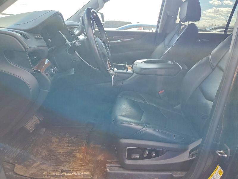46161716 :رقم المزاد ، 1GYS4JKJXGR410751 vin ، 2016 Cadillac Escalade مزاد بيع