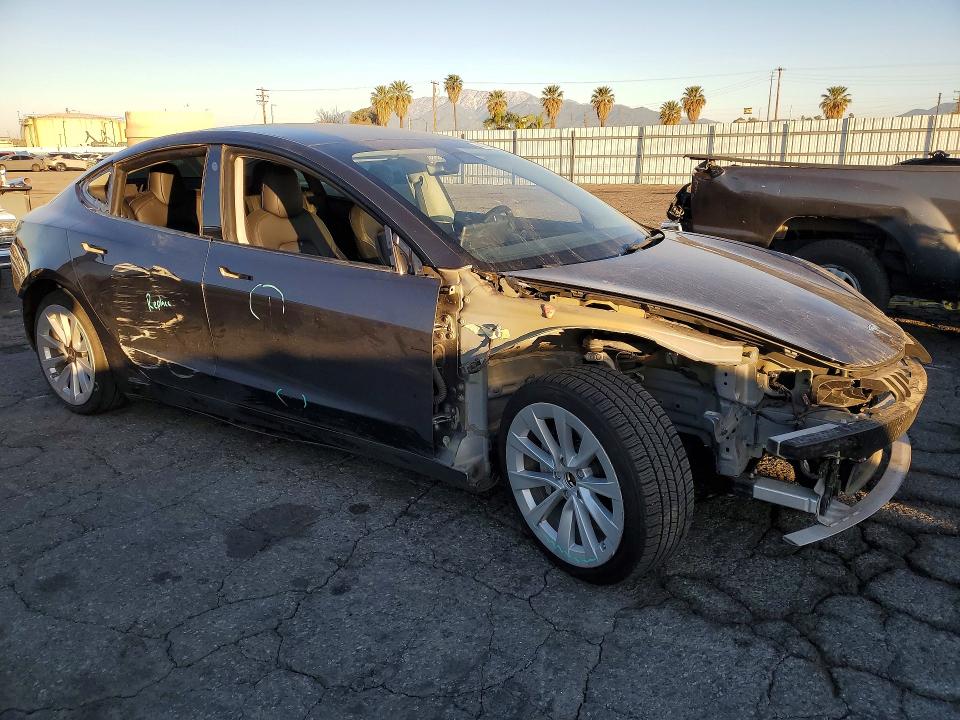 Продаж на аукціоні авто 2022 Tesla Model 3, vin: 5YJ3E1EB0NF131808, номер лоту: 45790566