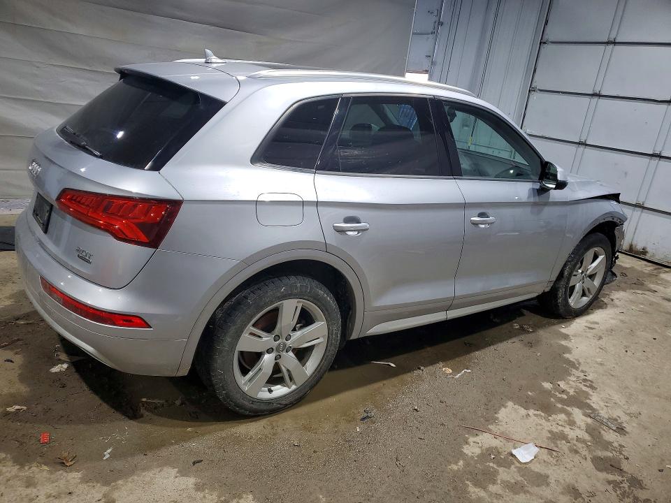Продаж на аукціоні авто 2018 Audi Q5, vin: WA1ANAFY5J2203040, номер лоту: 41702966