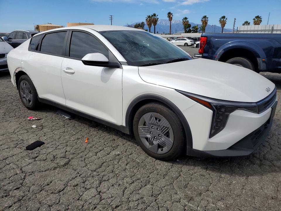 Продажа на аукционе авто 2025 Kia K4, vin: 3KPFT4DE8SE145585, номер лота: 41746866