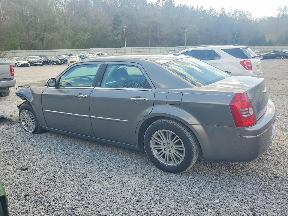 2010 Chrysler 300 მანქანა იყიდება აუქციონზე, vin: 2C3CA1CV8AH318912, აუქციონის ნომერი: 47601676