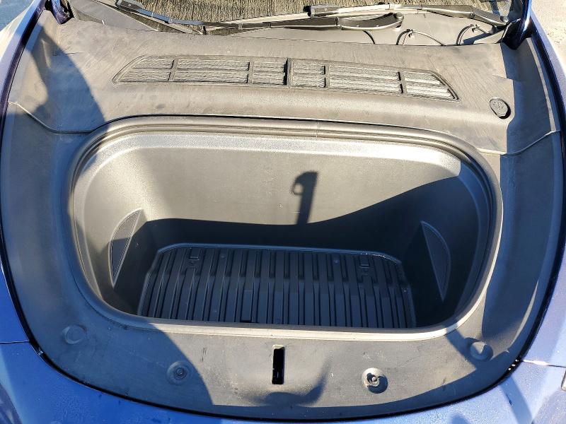 45613086 :رقم المزاد ، 7SAYGAEE7SF284940 vin ، 2025 Tesla Model Y مزاد بيع