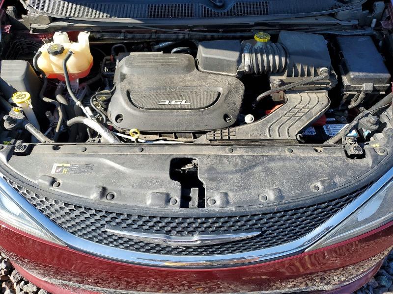 47099566 :رقم المزاد ، 2C4RC1GG7HR838034 vin ، 2017 Chrysler Pacifica مزاد بيع