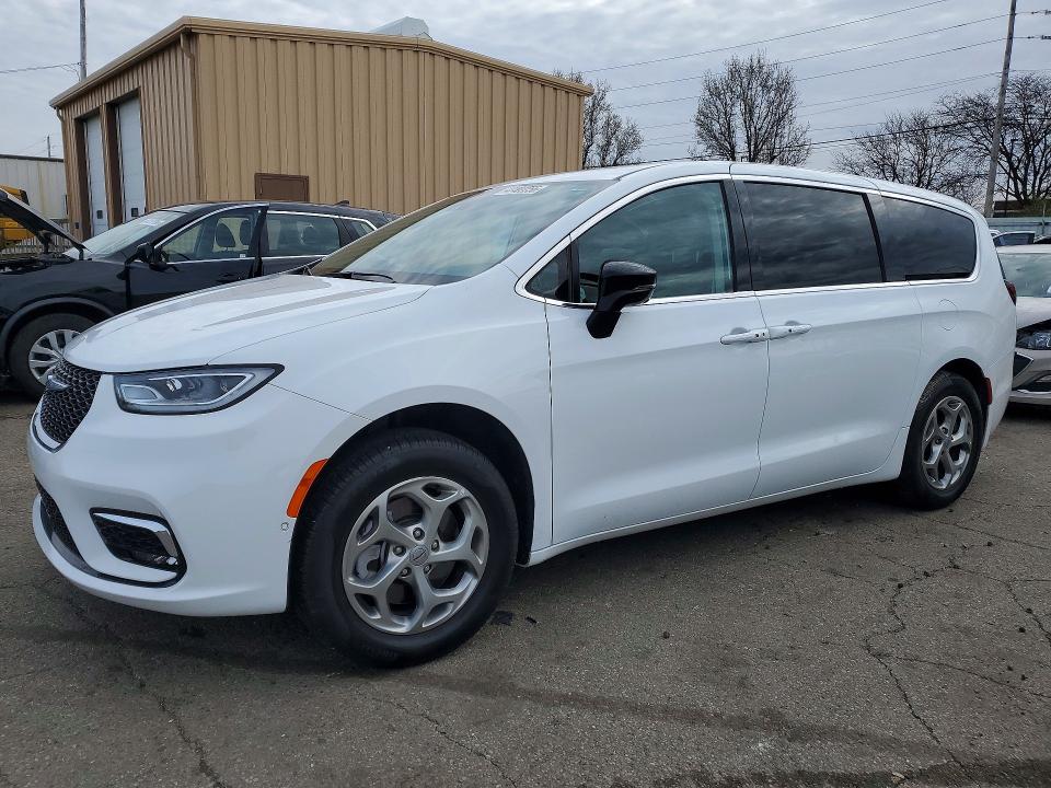 Продажа на аукционе авто 2024 Chrysler Pacifica, vin: 2C4RC3GG0RR127854, номер лота: 47402256