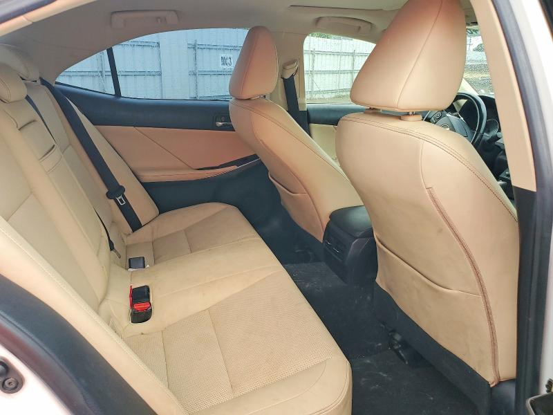 48279246 :رقم المزاد ، JTHBA1D24G5036857 vin ، 2016 Lexus Is 200t مزاد بيع