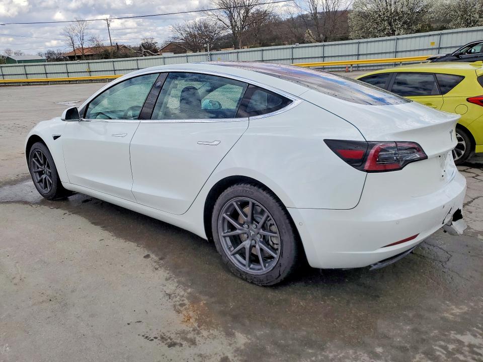 Продажа на аукционе авто 2018 Tesla Model 3, vin: 5YJ3E1EA1JF153219, номер лота: 78513915