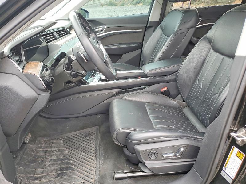 48141236 :رقم المزاد ، WA1VAAGE4KB009196 vin ، 2019 Audi E-tron مزاد بيع