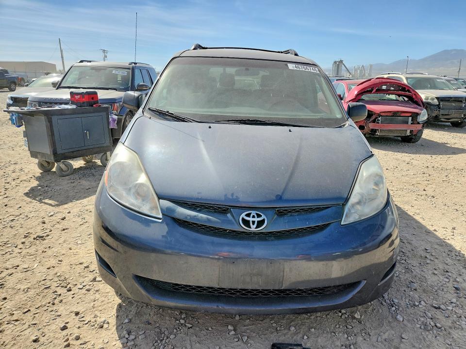 46766746 :رقم المزاد ، 5TDBK23C08S013361 vin ، 2008 Toyota Sienna مزاد بيع