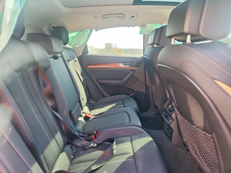 79920195 :رقم المزاد ، WA1CAAFY1M2096707 vin ، 2021 Audi Q5 مزاد بيع