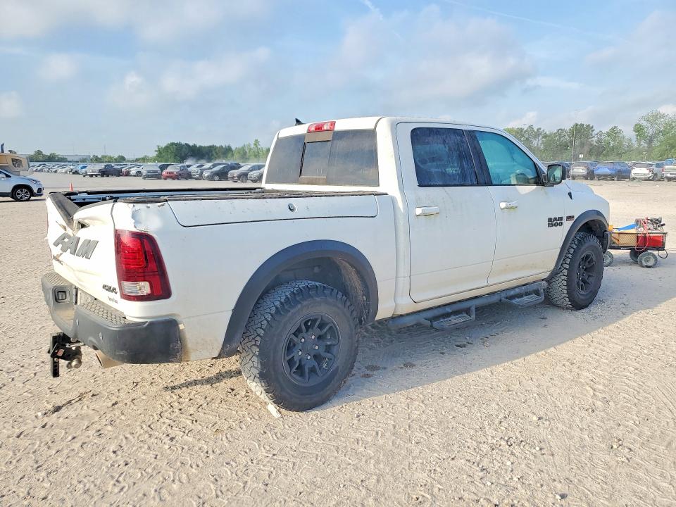 Продажа на аукционе авто 2018 Ram 1500, vin: 1C6RR7YT5JS111791, номер лота: 47992426