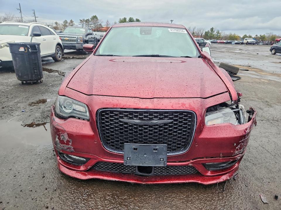 41798256 :رقم المزاد ، 2C3CCADG6NH251713 vin ، 2022 Chrysler 300 مزاد بيع