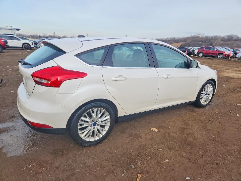 2017 Ford Focus მანქანა იყიდება აუქციონზე, vin: 1FADP3N23HL265939, აუქციონის ნომერი: 46480566