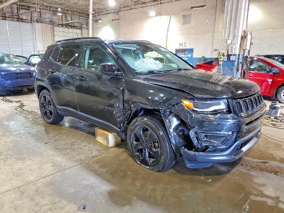 2018 Jeep Compass მანქანა იყიდება აუქციონზე, vin: 3C4NJDBB6JT433965, აუქციონის ნომერი: 45558276