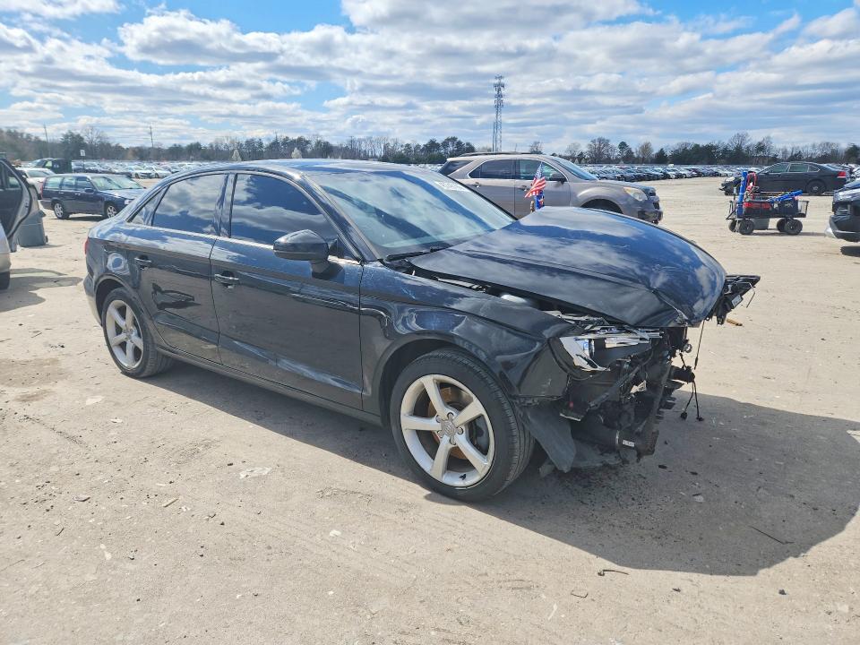 45745186 :رقم المزاد ، WAUB8GFF8G1105263 vin ، 2016 Audi A3 مزاد بيع