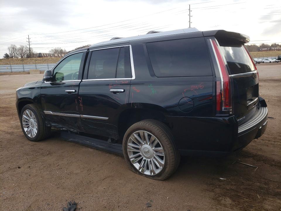 41800696 :رقم المزاد ، 1GYS4DKJ2HR236449 vin ، 2017 Cadillac Escalade مزاد بيع