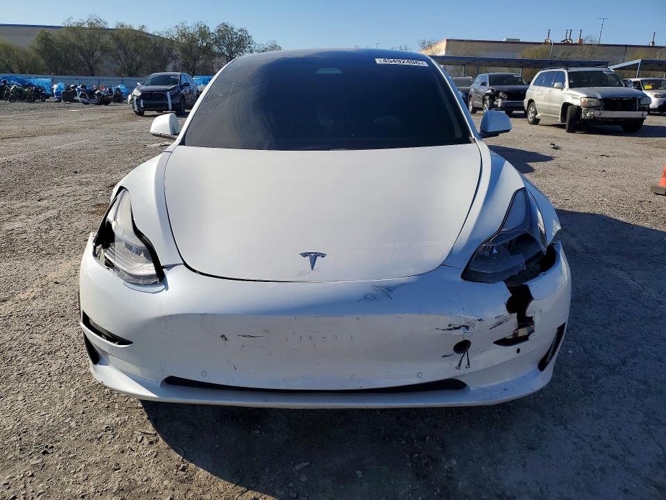 45492406 :رقم المزاد ، 5YJ3E1EA1MF076162 vin ، 2021 Tesla Model 3 مزاد بيع