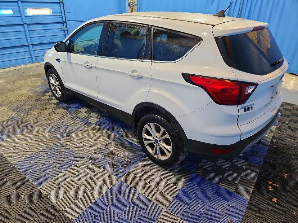 Продаж на аукціоні авто 2019 Ford Escape, vin: 1FMCU0GD9KUA75359, номер лоту: 46553796