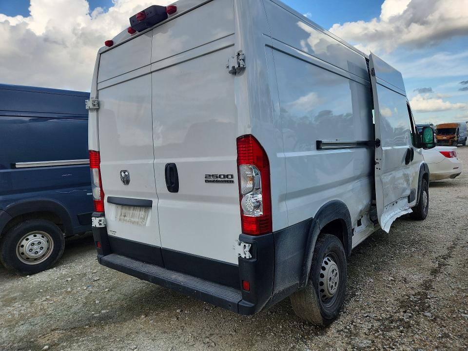 Продажа на аукционе авто 2025 Ram Promaster 2500, vin: 3C6LRVDG2SE552513, номер лота: 41636226