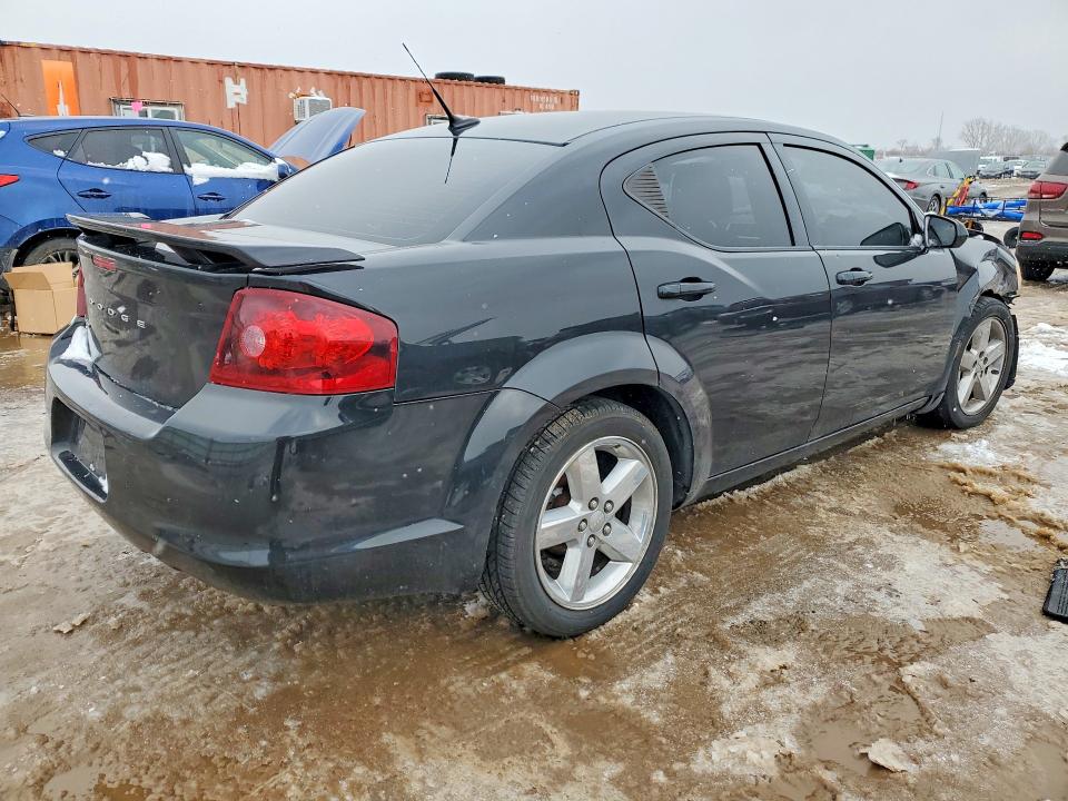 46131286 :رقم المزاد ، 1B3BD2FG8BN524162 vin ، 2011 Dodge Avenger مزاد بيع