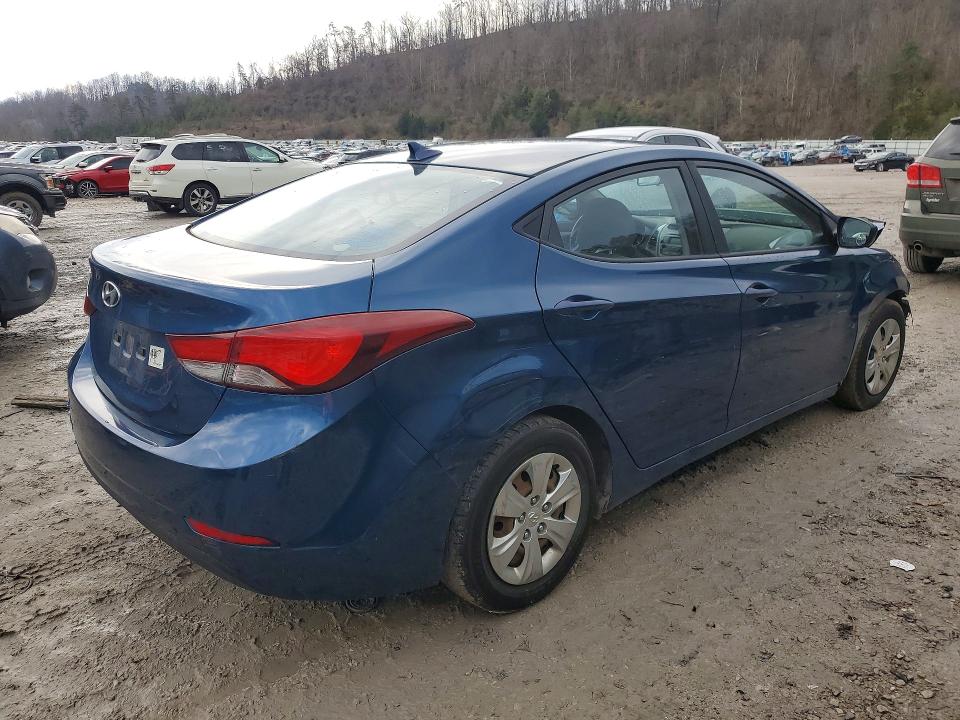 Продажа на аукционе авто 2016 Hyundai Elantra, vin: KMHDH4AE1GU489213, номер лота: 79055405