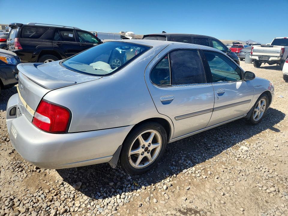 Продажа на аукционе авто 2000 Nissan Altima, vin: 1N4DL01D4YC245376, номер лота: 64730866