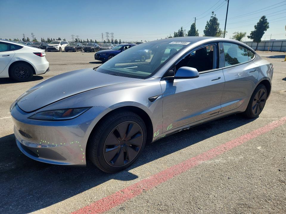 Продаж на аукціоні авто 2025 Tesla Model 3, vin: 5YJ3E1EA8SF894484, номер лоту: 47037986
