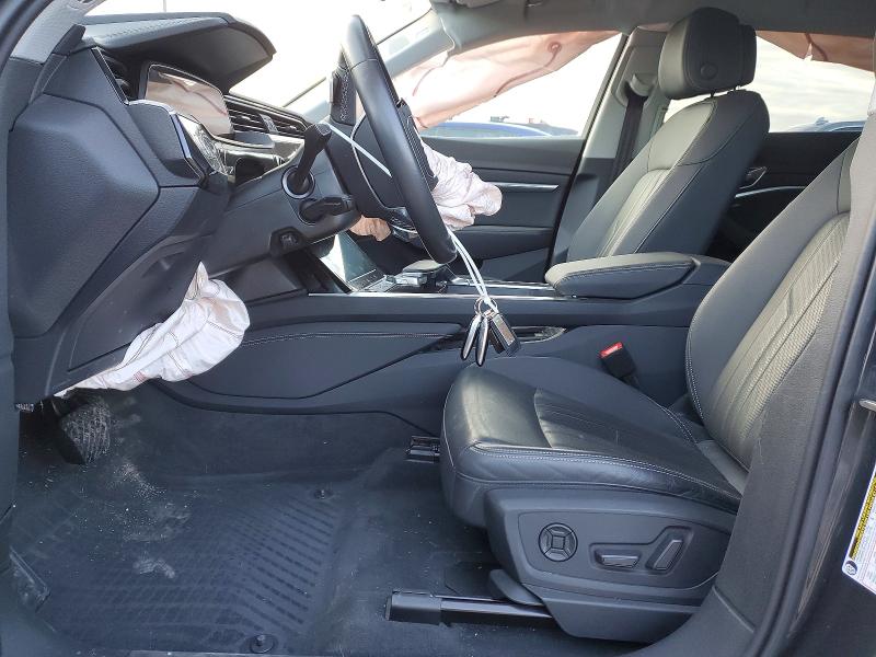 2022 Audi E-tron მანქანა იყიდება აუქციონზე, vin: WA1LAAGE1NB014657, აუქციონის ნომერი: 79069905