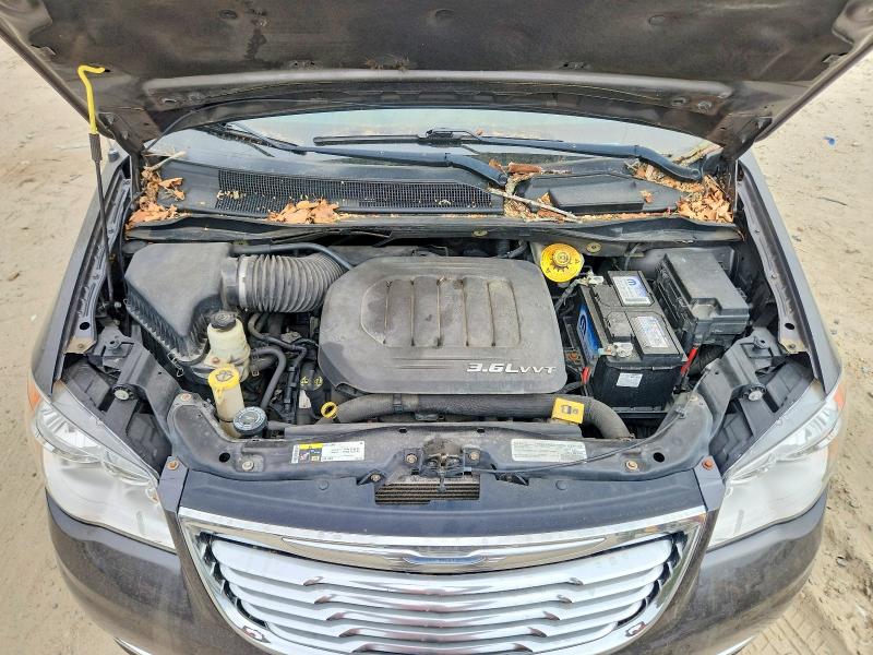 2016 Chrysler Town & Country მანქანა იყიდება აუქციონზე, vin: 2C4RC1BGXGR289970, აუქციონის ნომერი: 46820946