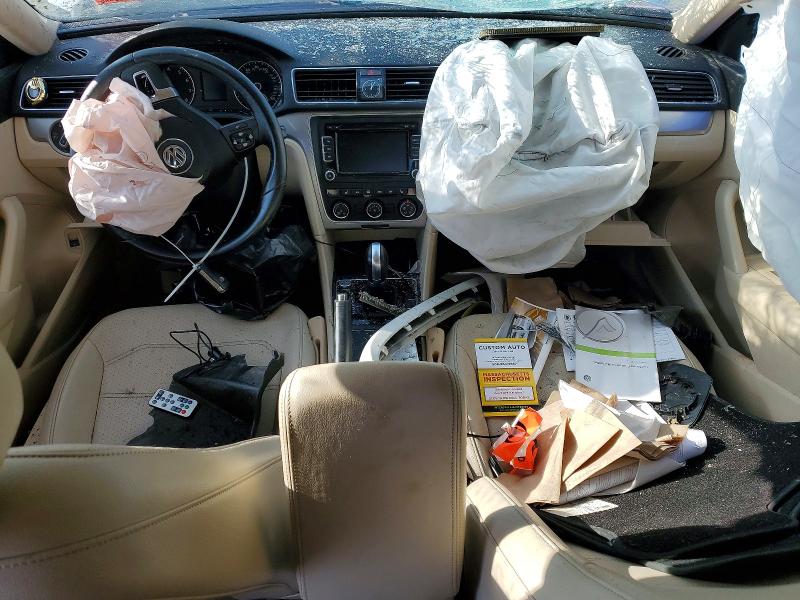 47020726 :رقم المزاد ، 1VWAT7A36FC072922 vin ، 2015 Volkswagen Passat مزاد بيع