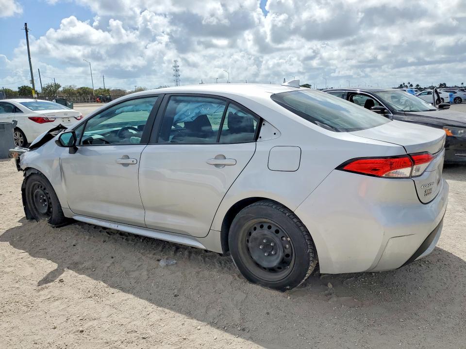 41882096 :رقم المزاد ، 5YFEPMAE4NP338632 vin ، 2022 Toyota Corolla مزاد بيع