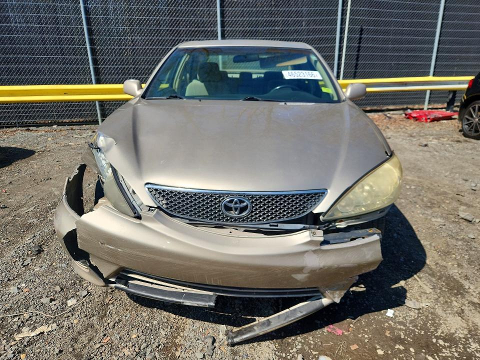46523166 :رقم المزاد ، 4T1BE32K55U544290 vin ، 2005 Toyota Camry مزاد بيع