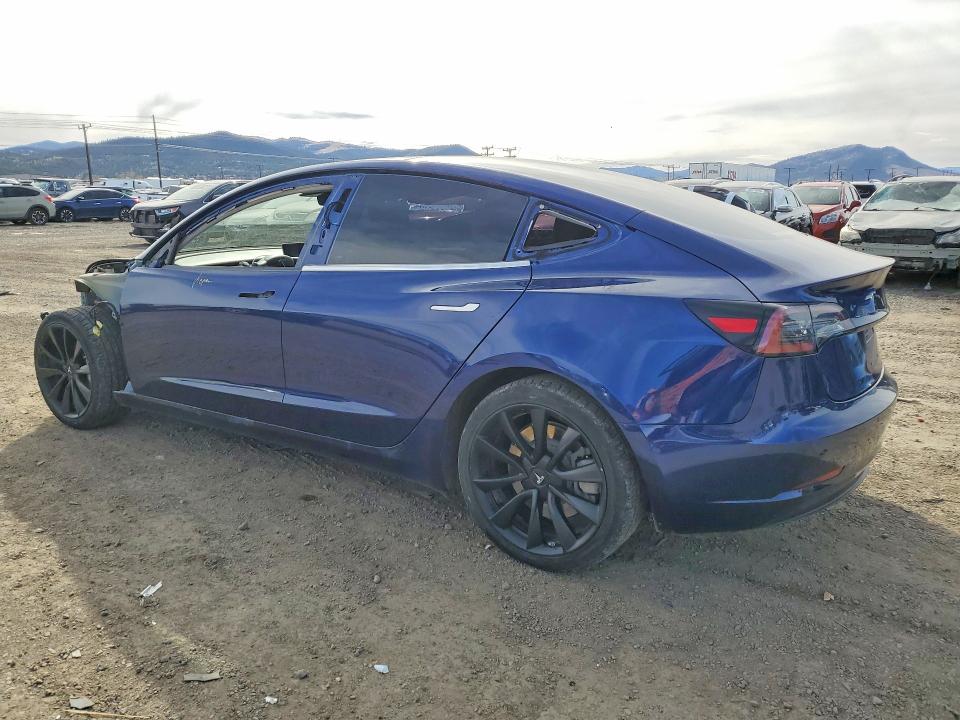 Продаж на аукціоні авто 2018 Tesla Model 3, vin: 5YJ3E1EA5JF155099, номер лоту: 45682696