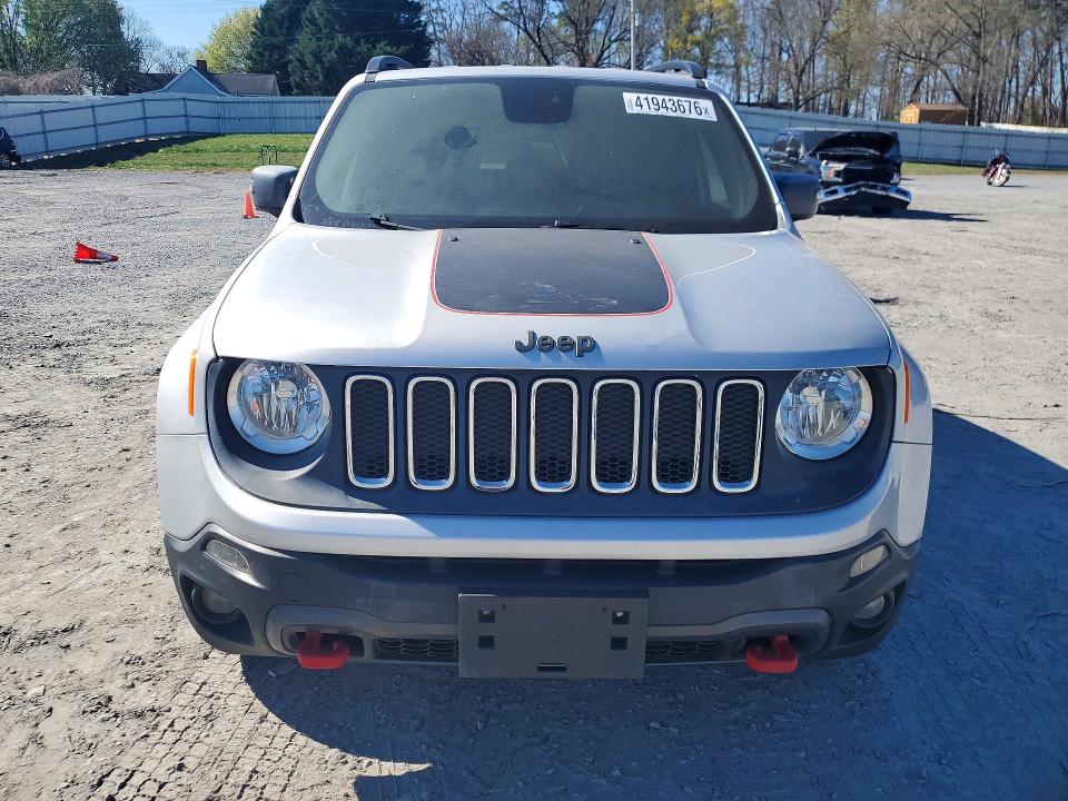 Продаж на аукціоні авто 2015 Jeep Renegade, vin: ZACCJBCT5FPB33738, номер лоту: 41943676