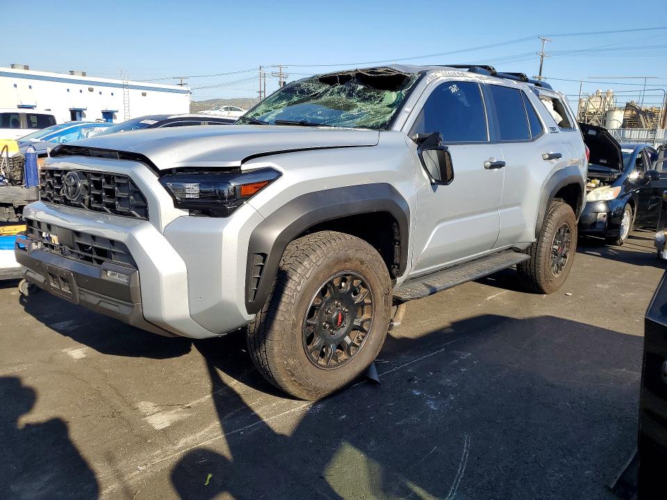 2025 Toyota 4runner მანქანა იყიდება აუქციონზე, vin: JTEVA5BR3S5049304, აუქციონის ნომერი: 45634296