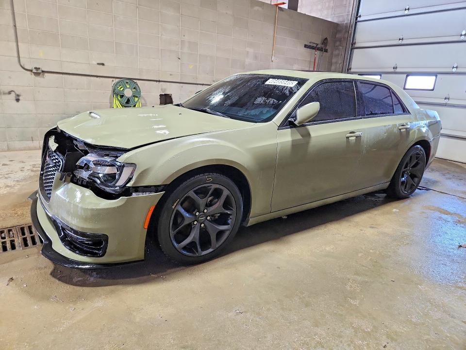 Продажа на аукционе авто 2022 Chrysler 300, vin: 2C3CCABG7NH228962, номер лота: 46485646