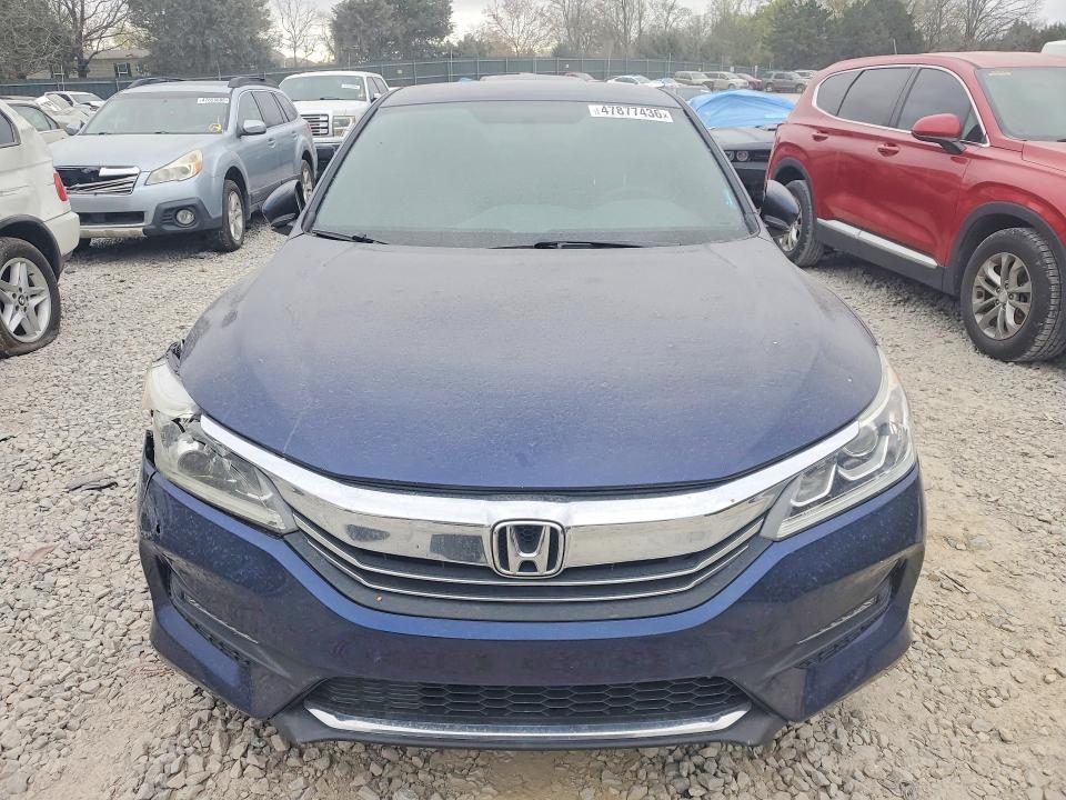 47877436 :رقم المزاد ، 1HGCR2F56HA102864 vin ، 2017 Honda Accord مزاد بيع