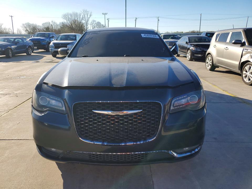 Auction sale of the 2019 Chrysler 300, vin: 2C3CCAGG6KH689932, lot number: 45609366