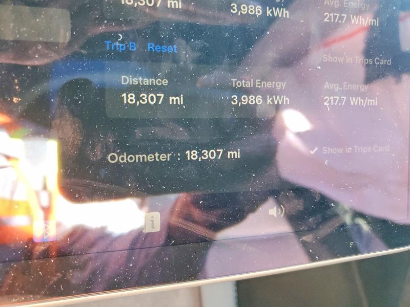 2025 Tesla Model Y მანქანა იყიდება აუქციონზე, vin: 7SAYGDED1SF274073, აუქციონის ნომერი: 41622796