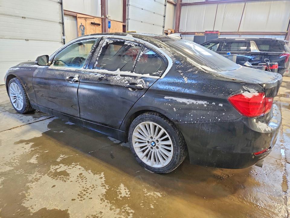 Продажа на аукционе авто 2015 Bmw 320, vin: WBA3C3G54FNT51722, номер лота: 45831226