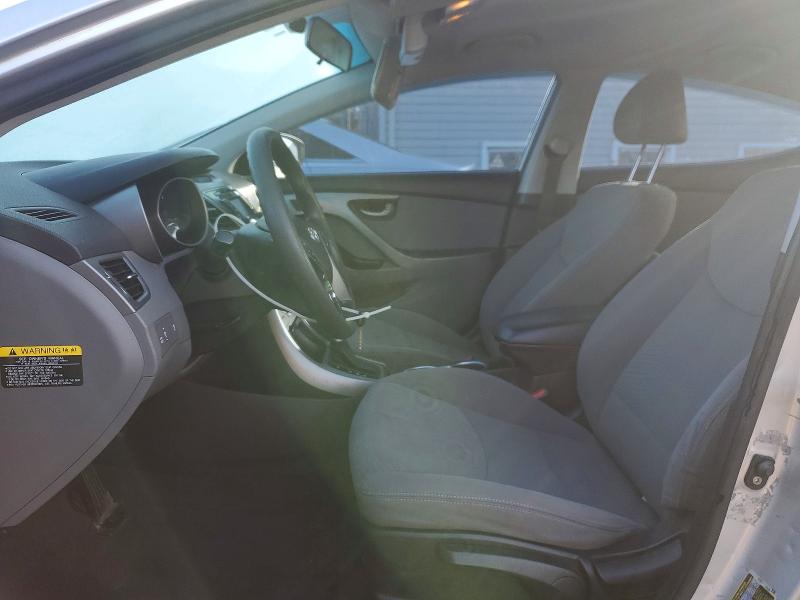 Продажа на аукционе авто 2015 Hyundai Elantra, vin: KMHDH4AE3FU261938, номер лота: 45454396