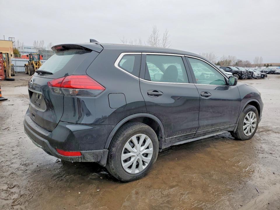 41887446 :رقم المزاد ، 5N1AT2MT8HC895450 vin ، 2017 Nissan Rogue مزاد بيع