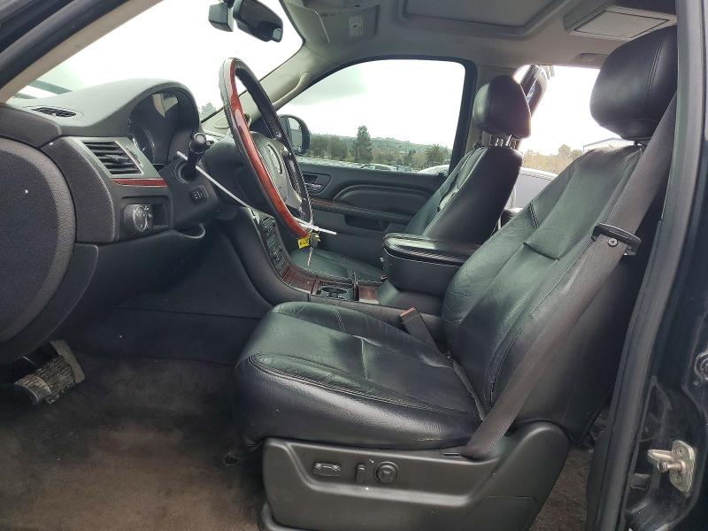 2011 Cadillac Escalade მანქანა იყიდება აუქციონზე, vin: 1GYS4JEF8BR298631, აუქციონის ნომერი: 79513605