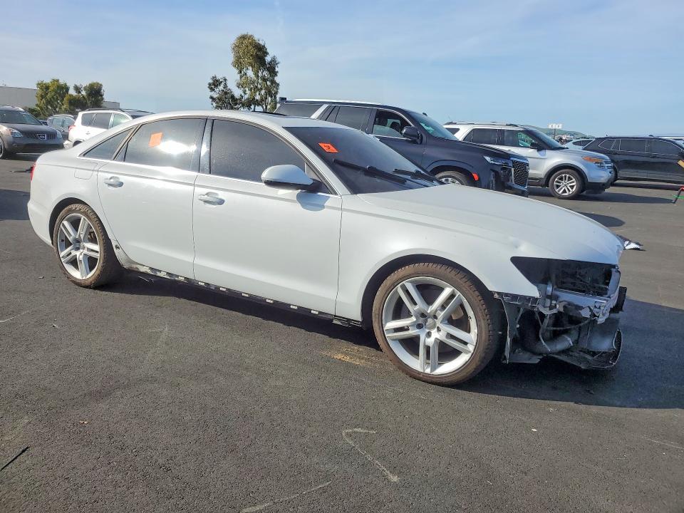 45611786 :رقم المزاد ، WAUGFAFCXFN021340 vin ، 2015 Audi A6 مزاد بيع