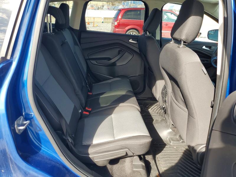 47351216 :رقم المزاد ، 1FMCU9GD5JUC61967 vin ، 2018 Ford Escape مزاد بيع
