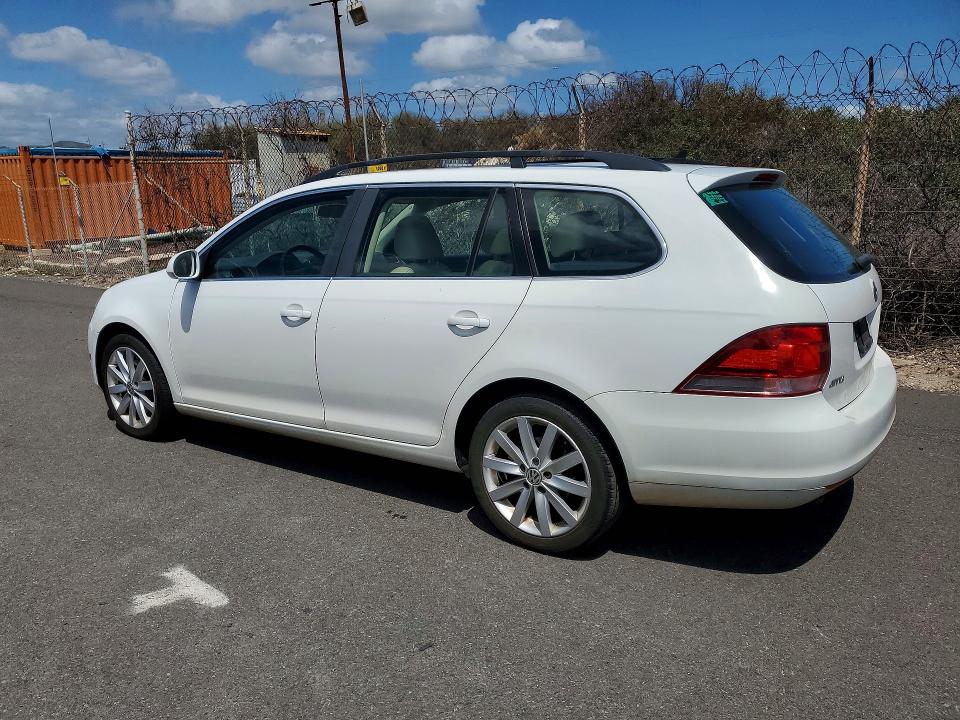 47572536 :رقم المزاد ، 3VWPL7AJ7EM610257 vin ، 2014 Volkswagen Jetta مزاد بيع